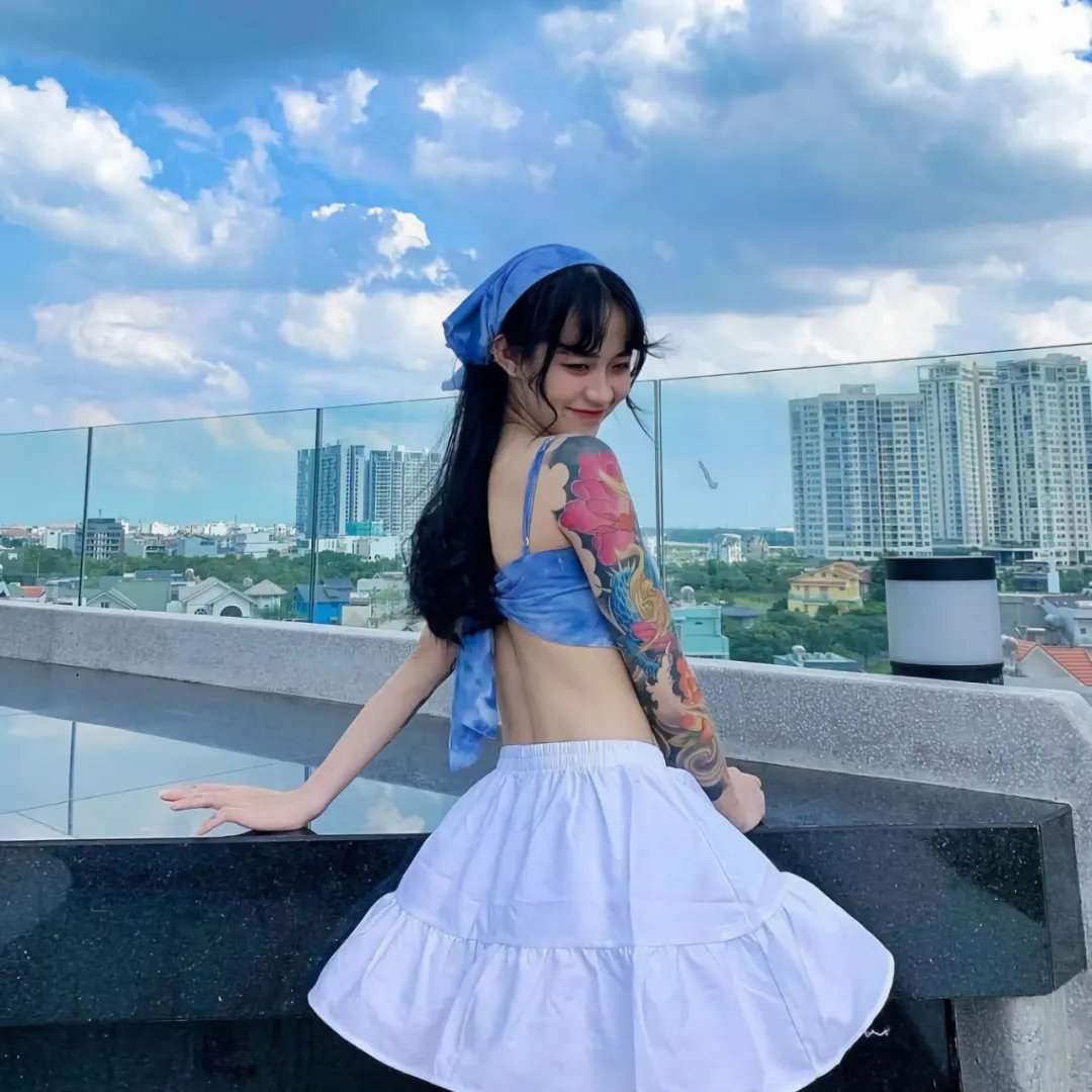 美国派：集体裸奔